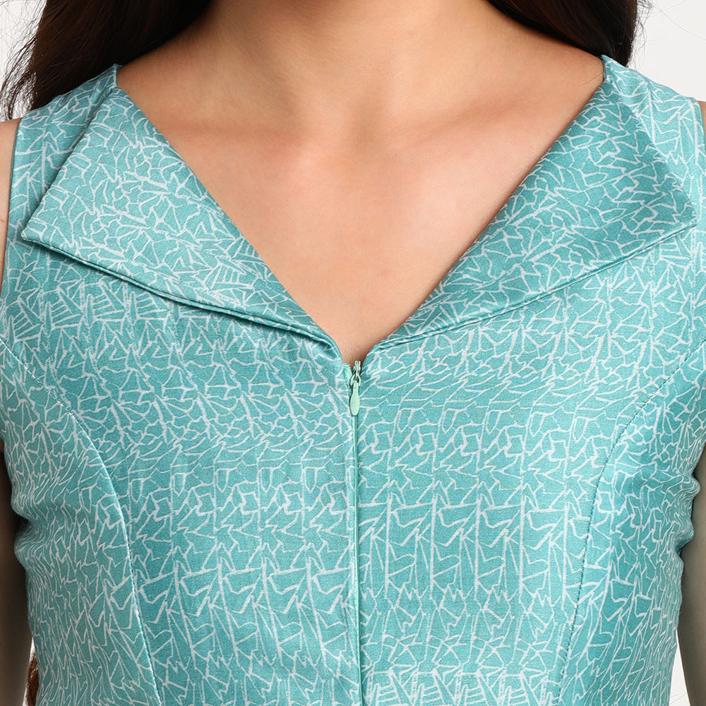 Blue Doodle | Flat collar dress long